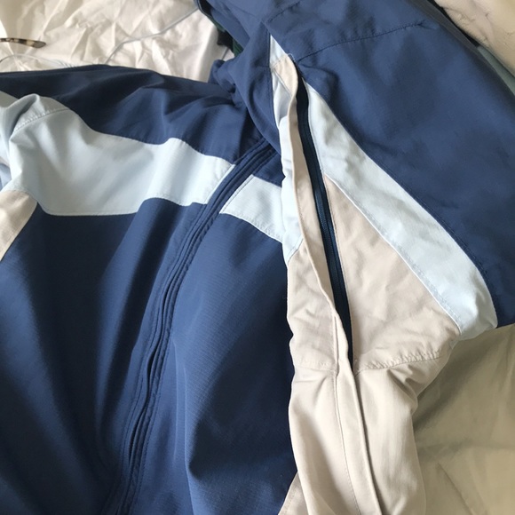 Columbia Retro Outdoor Hiking Jacket - Picture 3 of 9